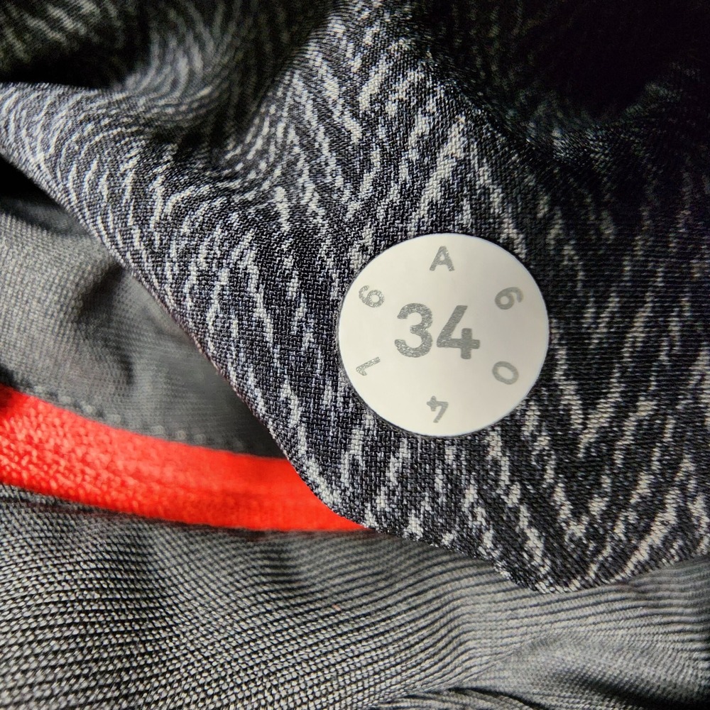 Lululemon Commission Pants Mens 34x27 Gray Straight Leg Performance Stretch‎ - Picture 6 of 12